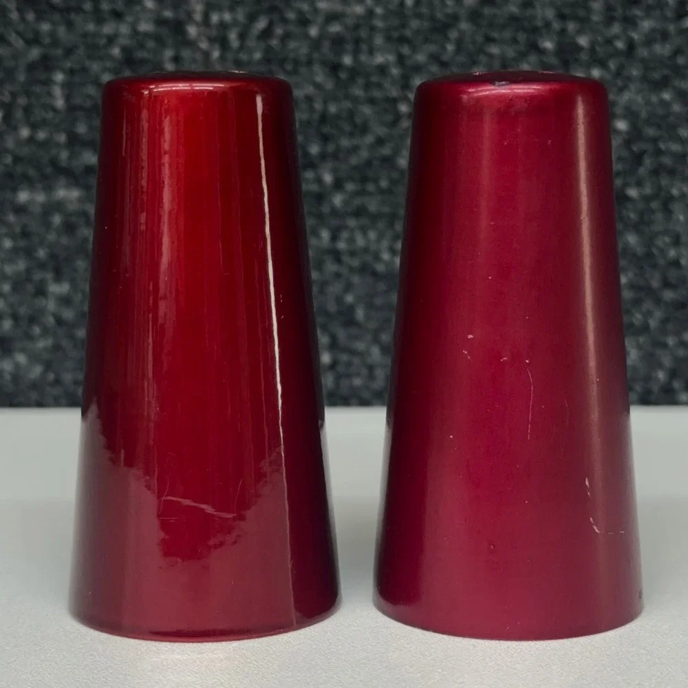 Vintage Japanese Village‎ and Deer Park Buena Park CA Salt Pepper Shakers Red